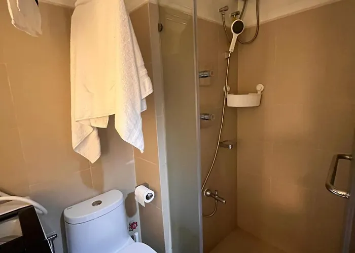 Cozy Haven Staycation Manila