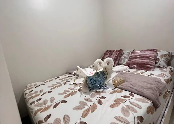 Cozy Haven Staycation Apartment *